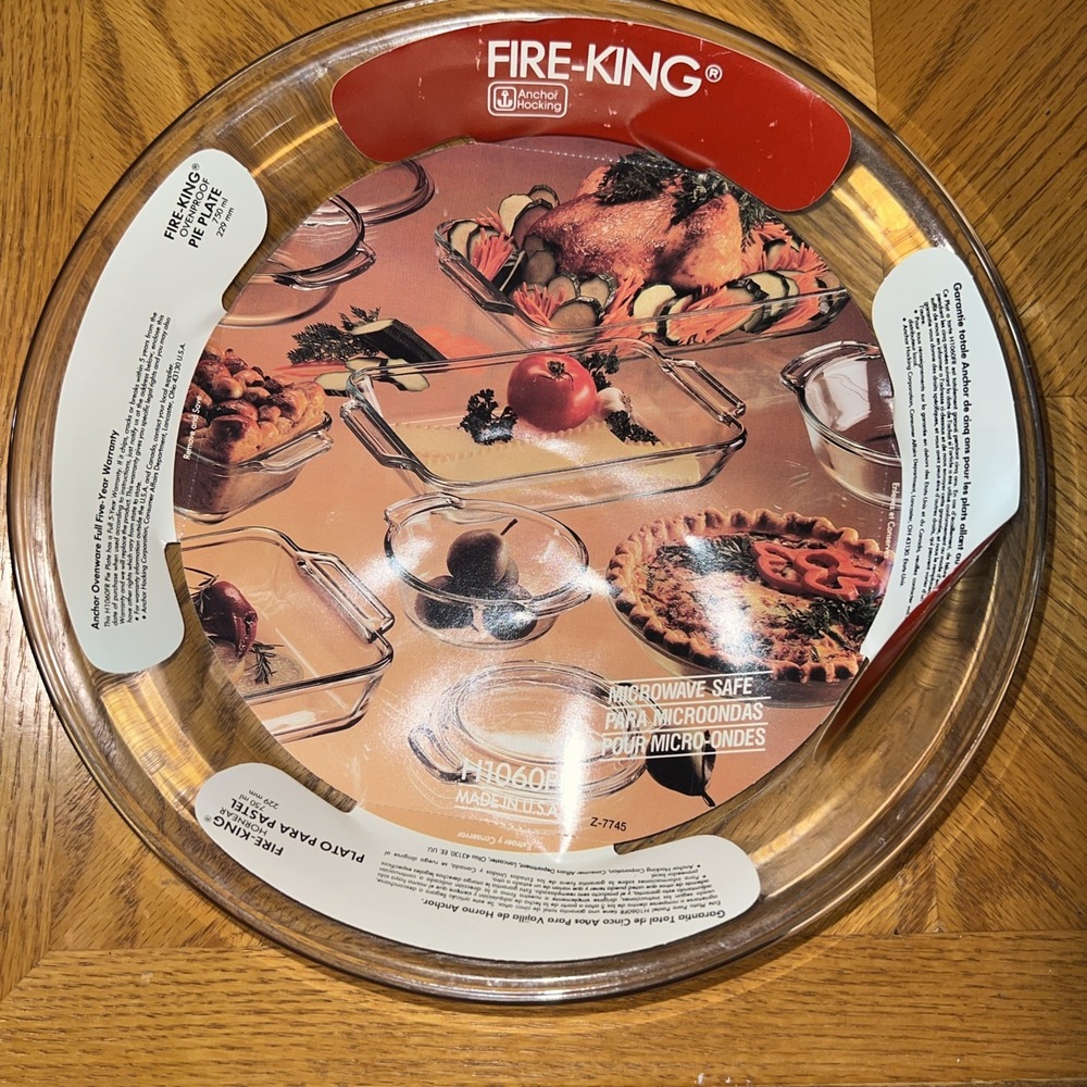 Anchor Hocking Fire-King H1060FR Ovenproof Pie Plate NOS 9" Vintage Made In USA